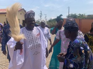 Staff of Positive FM Akure Celebrates Retired Ogo-Ilu FM GM, Segun Akanmu